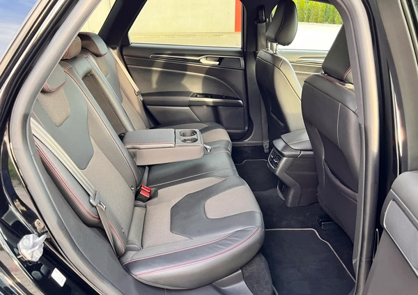 Ford Mondeo cena 68900 przebieg: 168463, rok produkcji 2019 z Jeziorany małe 631